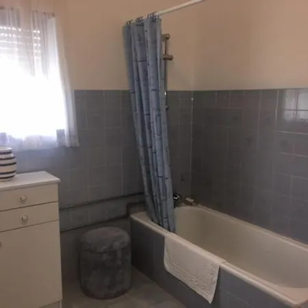 Mitras House Σπίτι διακοπών Martinganca